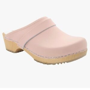 NWT BJORK Swedish Women's Pink Leather Clogs. Size 40